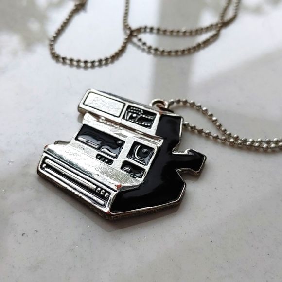 Claires polaroid pendant only - chain has been lost - Picture 2 of 3